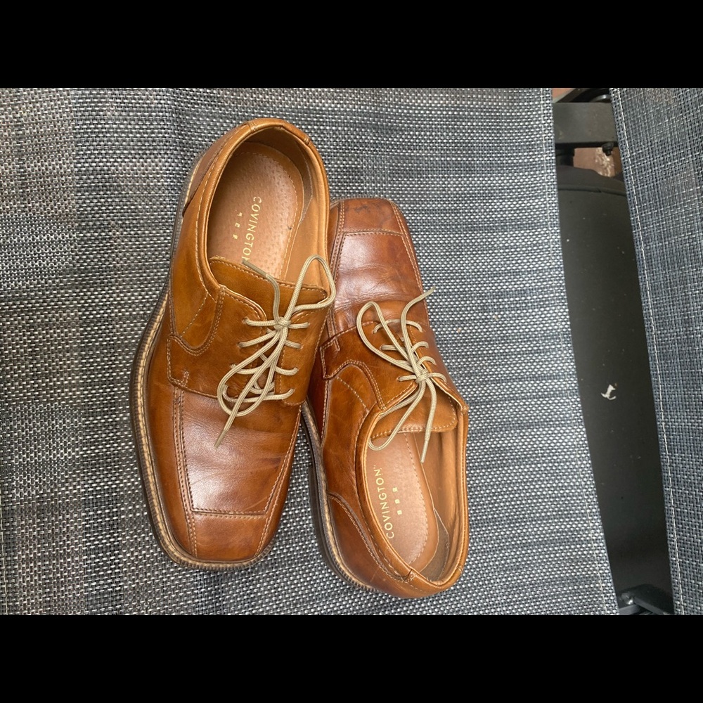 Boys shoe 👞 Covington